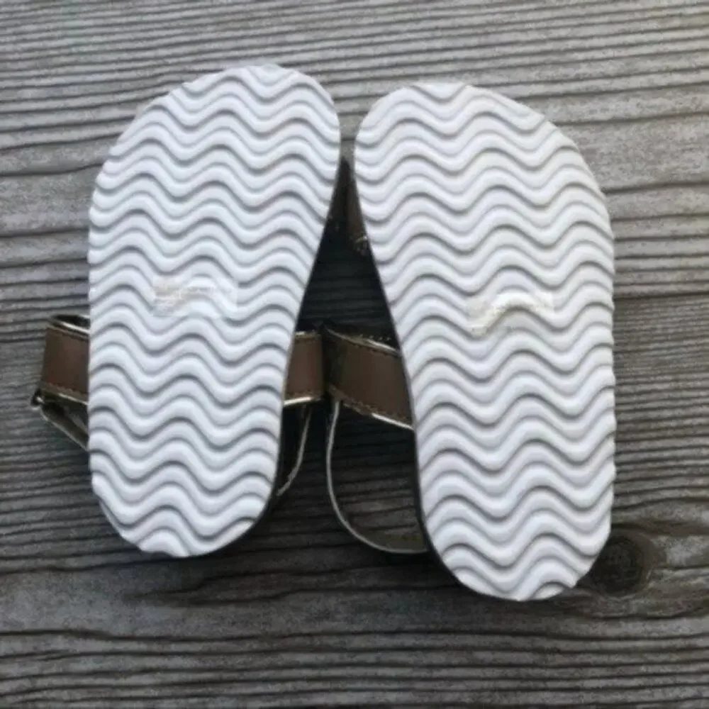 Bebe Brown & Gold Toddler Girl’s Sandals Sz 8